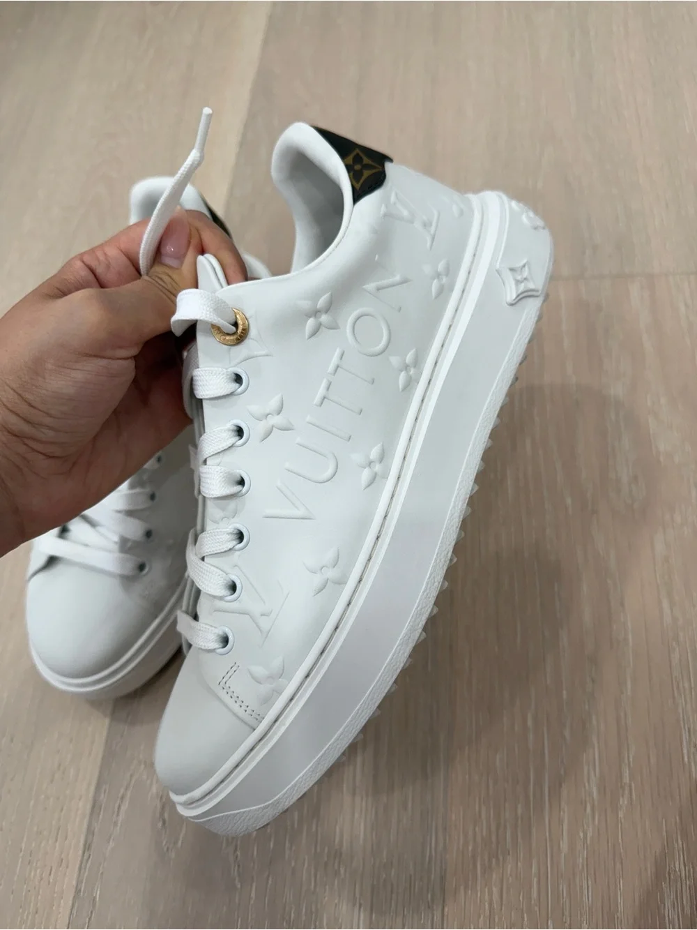 Louis Vuitton White Leather Monogram Heel Low-Top Sneakers - Picture 2 of 4